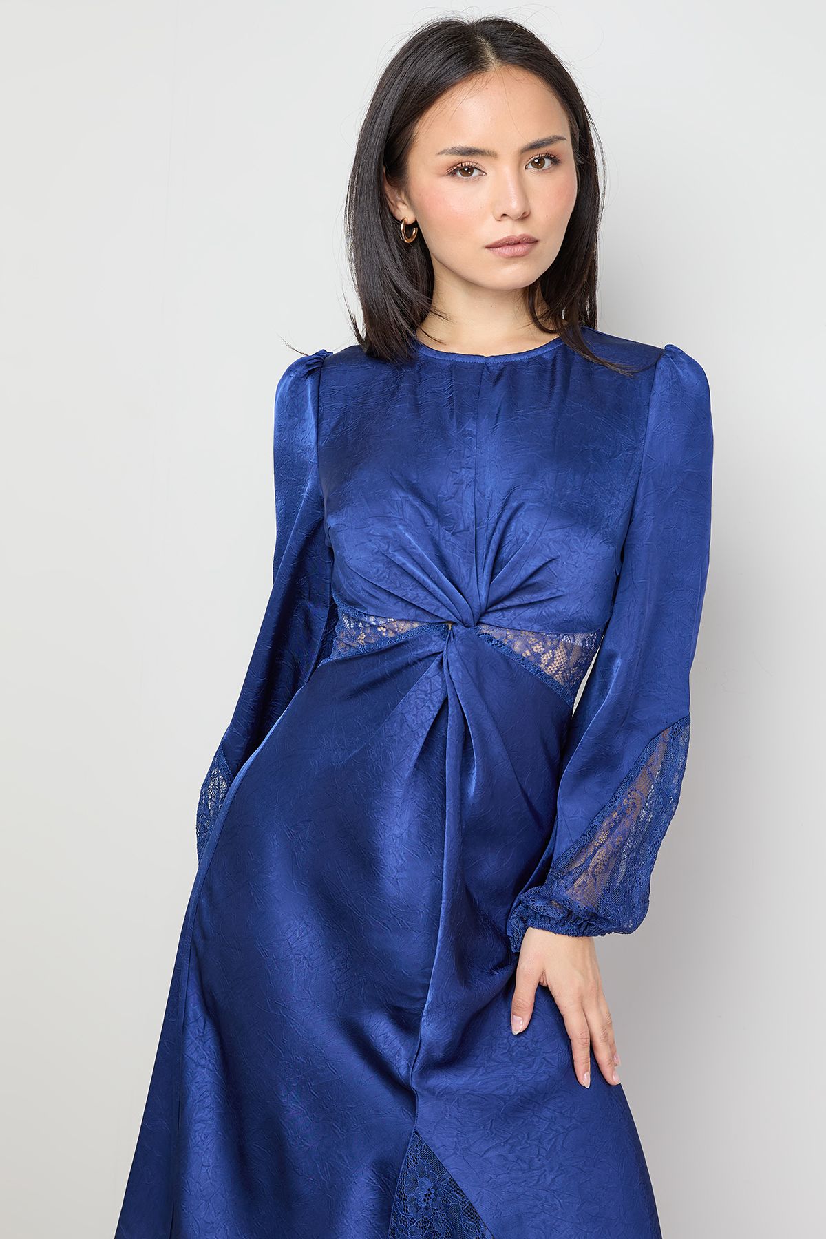 Oasis Petite Lace Insert Satin Midi Dress Blue image 2