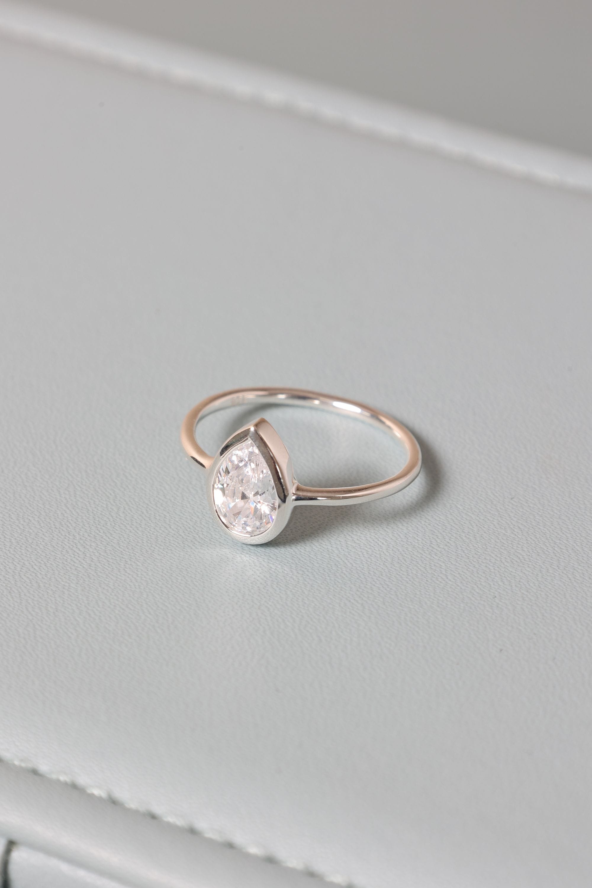 Simply Silver Sterling Silver 925 Cubic Zirconia Solitaire Pear Ring image 3