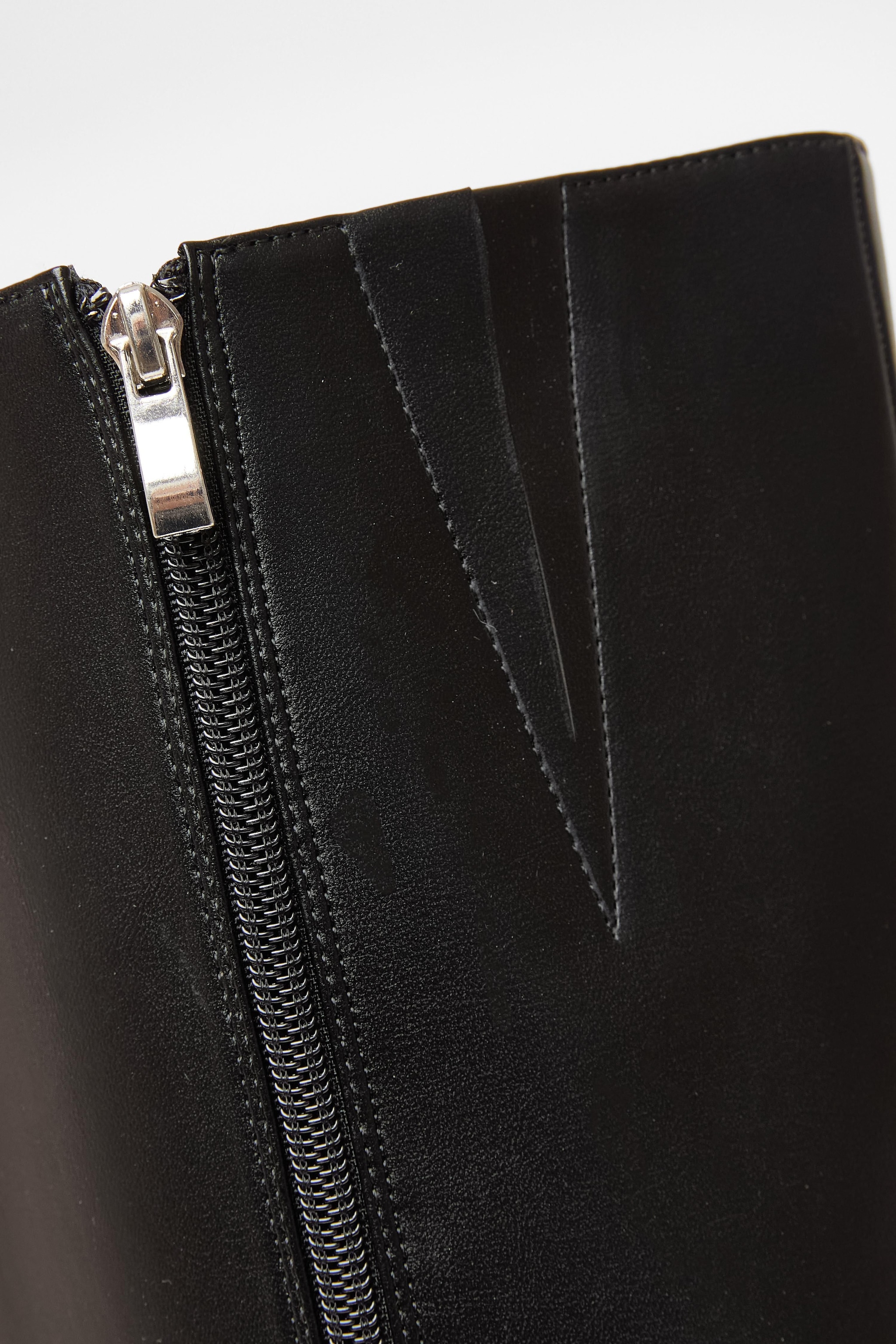 Quiz Black Wide Fit Knee High Boots image 4