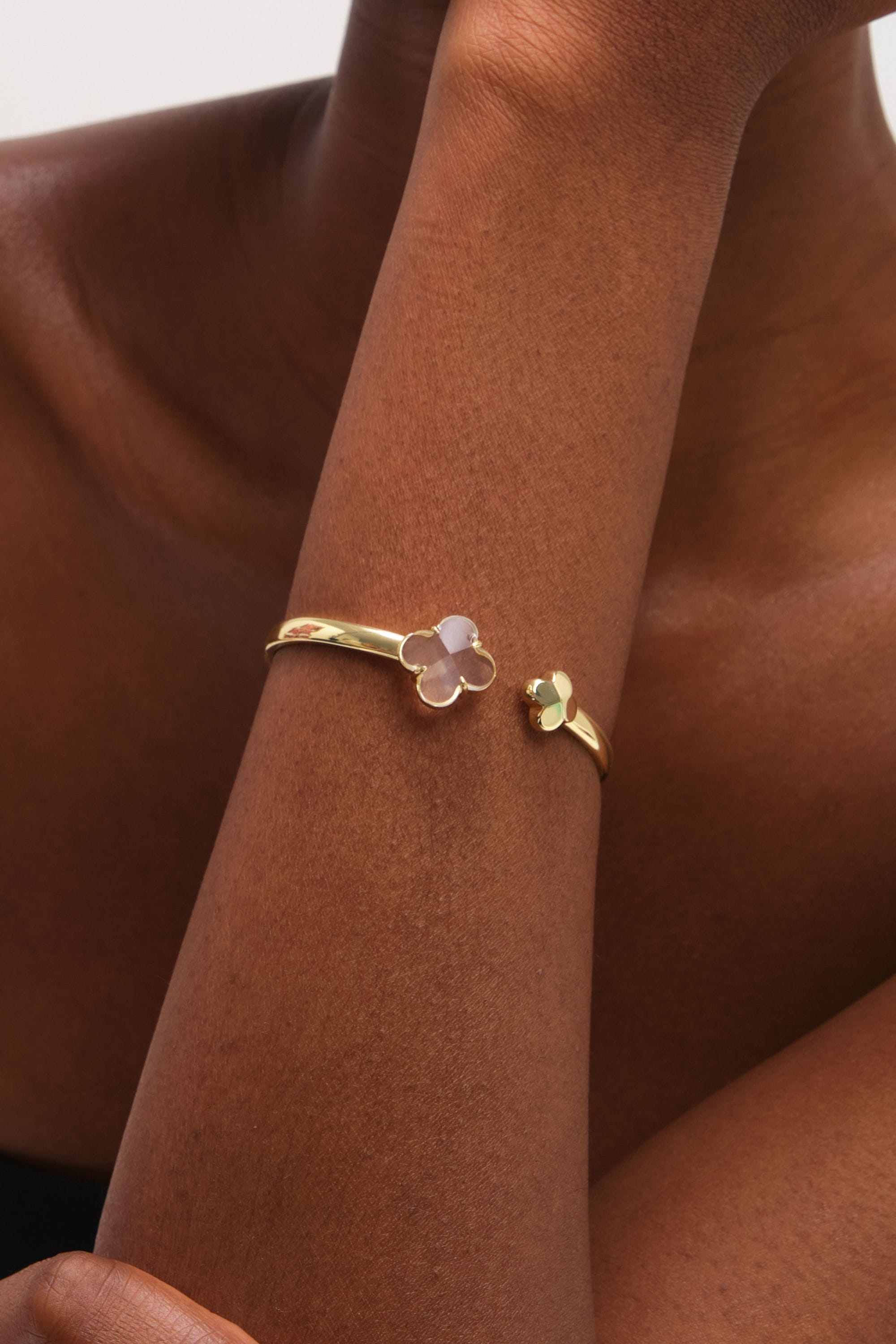 Jon Richard Gold Polished and Crystal Clover Bangle image 2