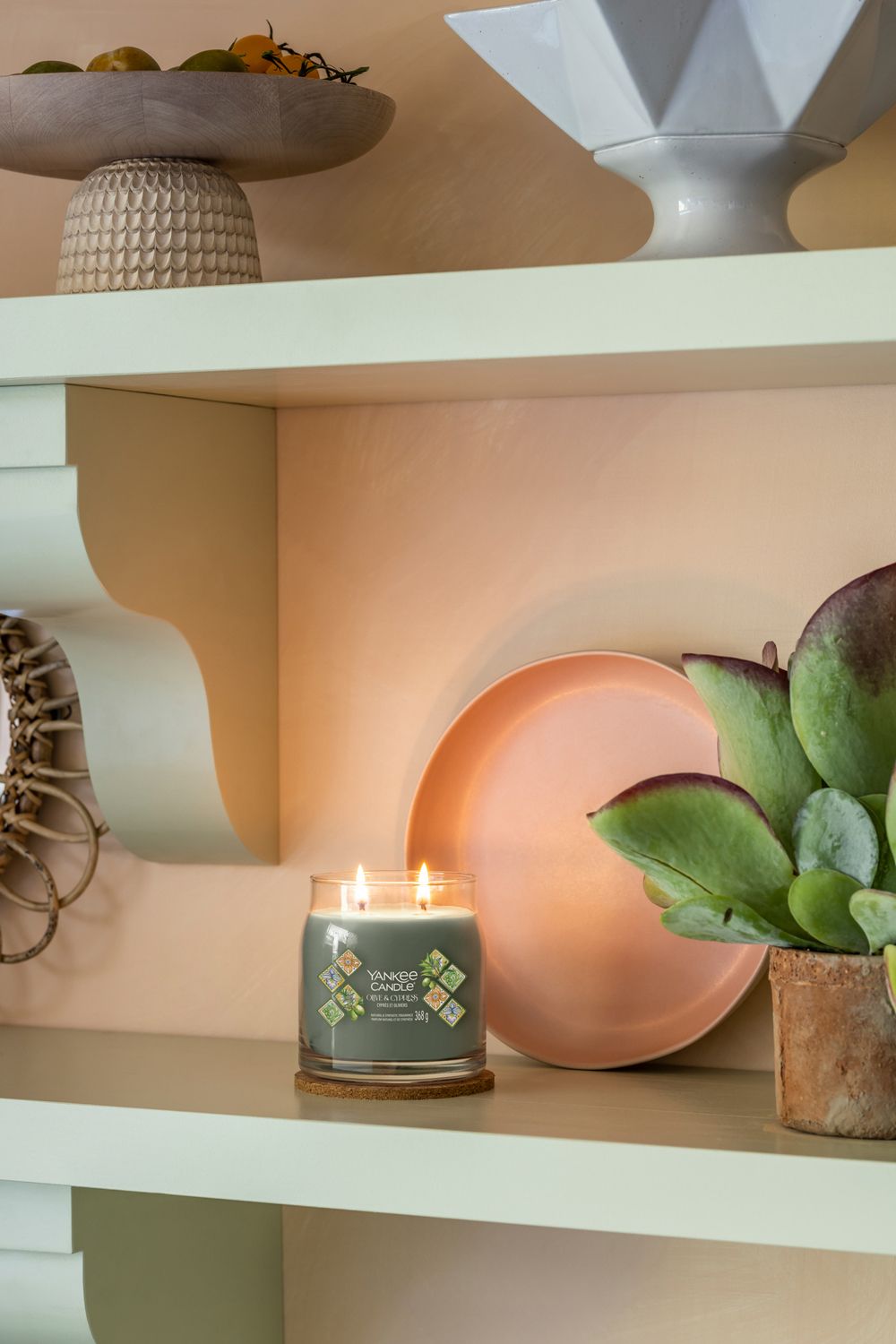 Yankee Candle Signature Medium Jar Olive & Cypress Multi image 2