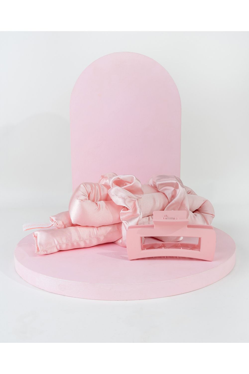 Brushworks Heatless Curler Pink image 7