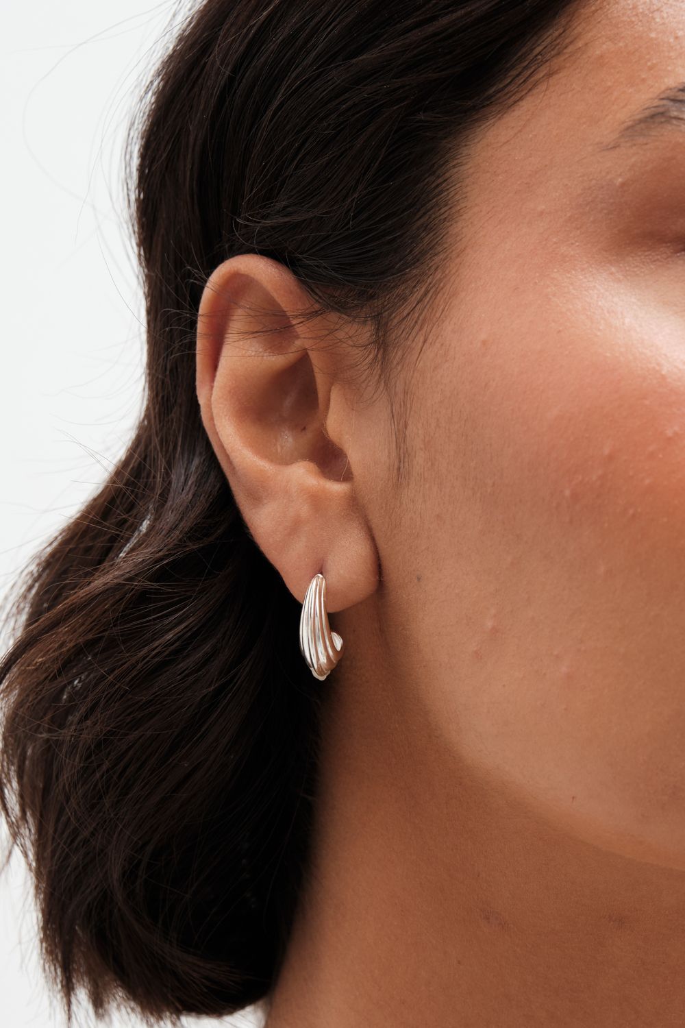 Simply Silver Sterling Silver 925 Polished Ridged Hoop Earrings image 2