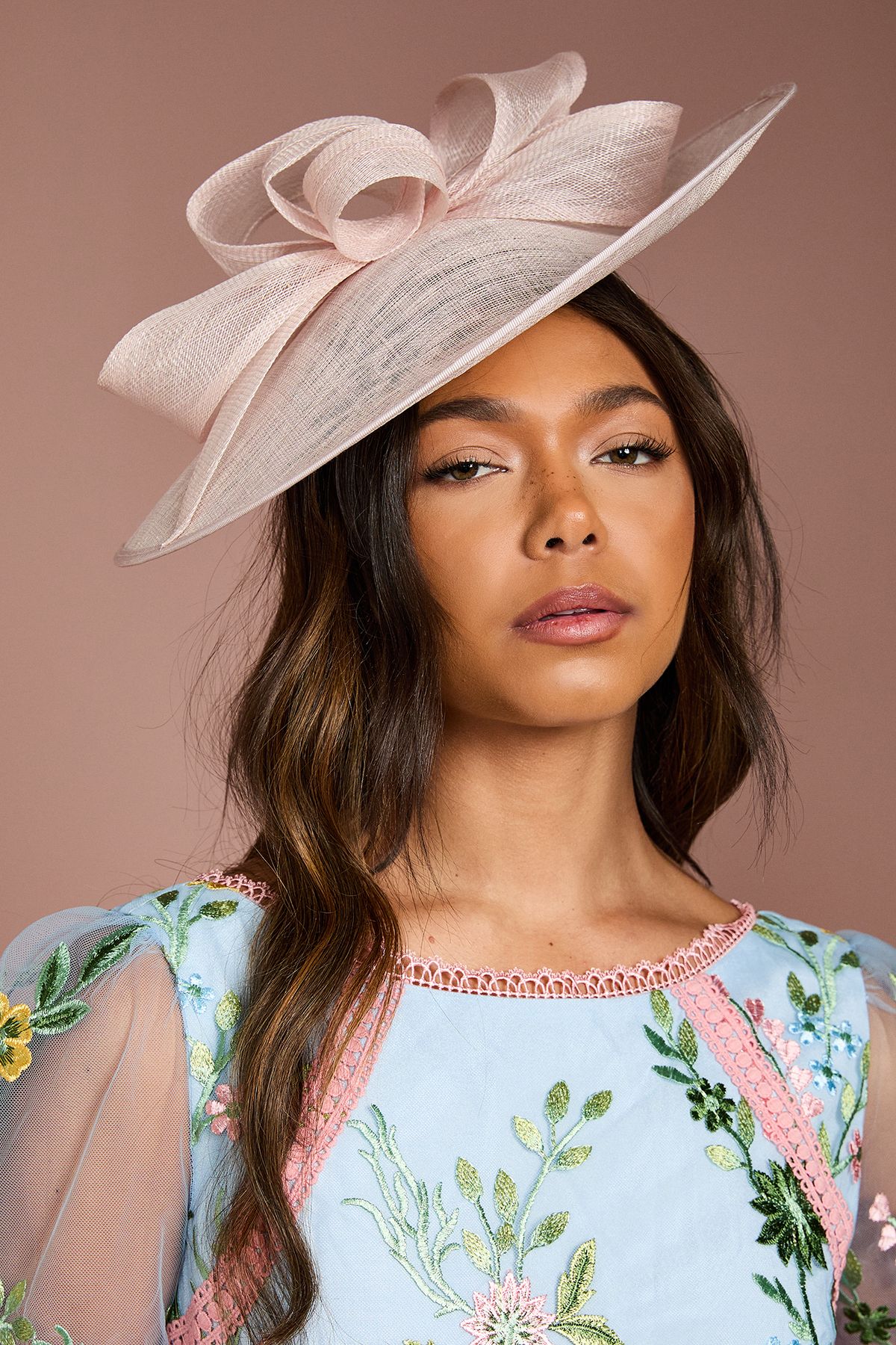 Coast Loop Detail Wide Brim Fascinator Blush image 2