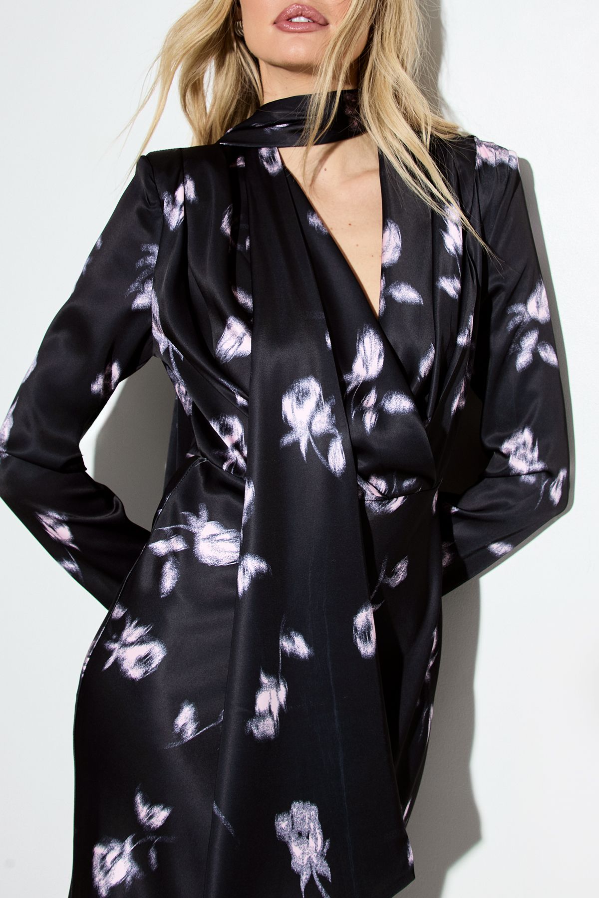 MissPap Premium Floral Print Tie Neck Maxi Dress. Black image 4