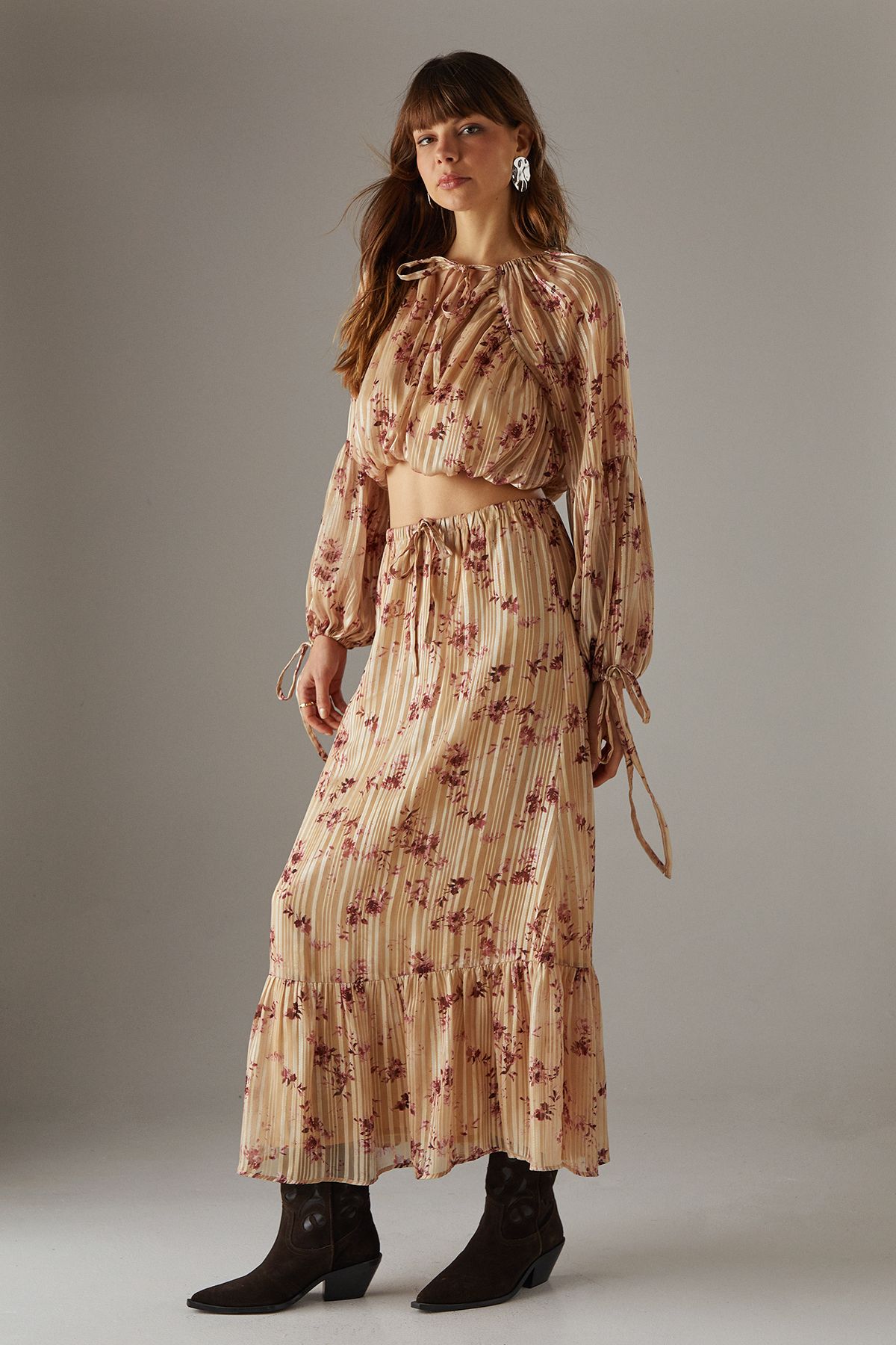 Warehouse Shadow Stripe Drawstring Waist Tier Maxi Skirt Floral image 2