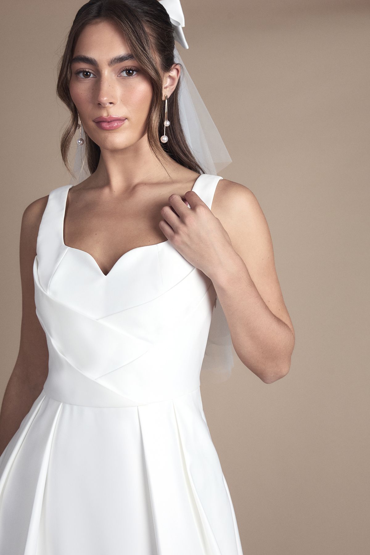 Coast Satin Pleat Bodice Full Skirt Wedding Dress Ivory image 4