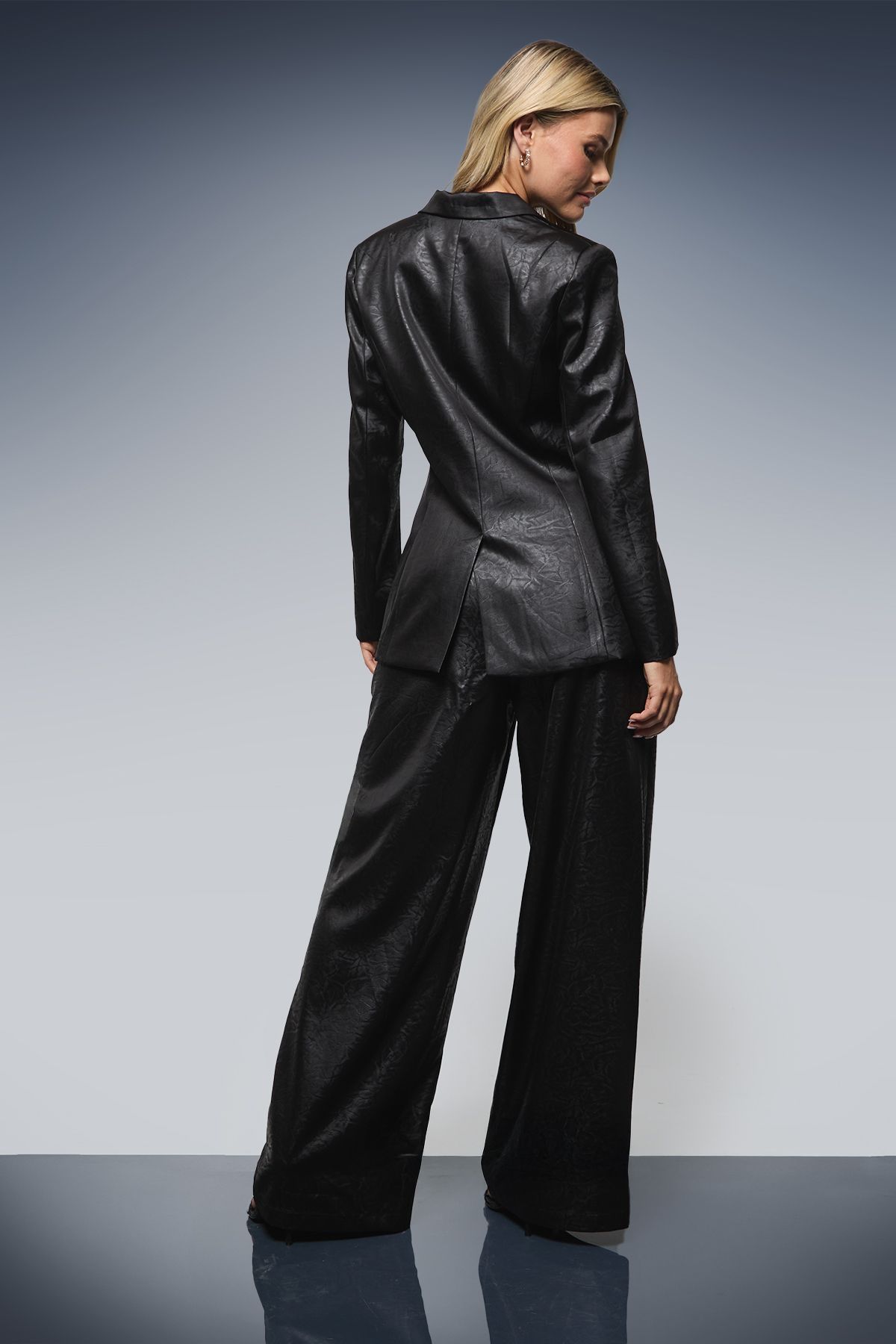 Dorothy Perkins Textured Satin Single Breasted Blazer Black image 3