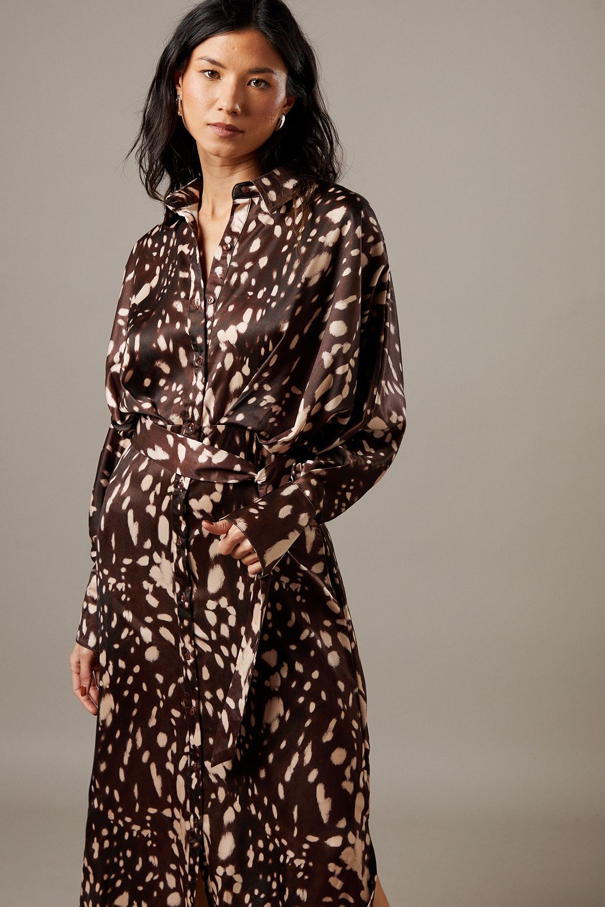 Warehouse Print Satin Batwing Split Side Midi Shirt Dress Animal image 2