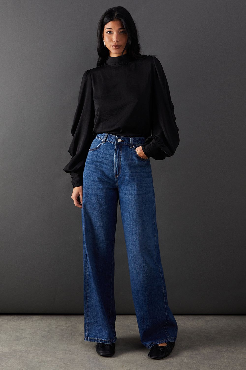 Warehouse Premium Satin High Neck Pleat Detail Blouse Black image 2