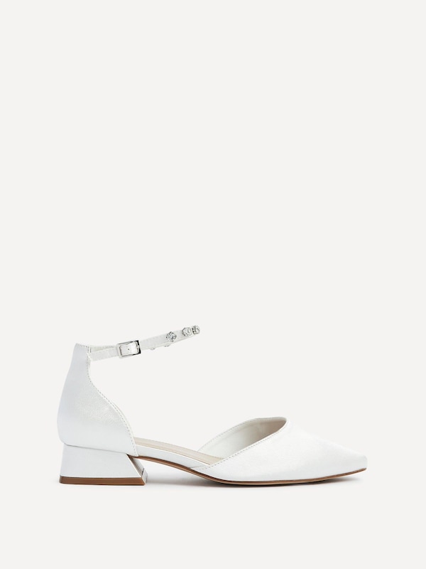 Linzi Everlasting Wide Fit Ivory Satin Low Block Court Heel