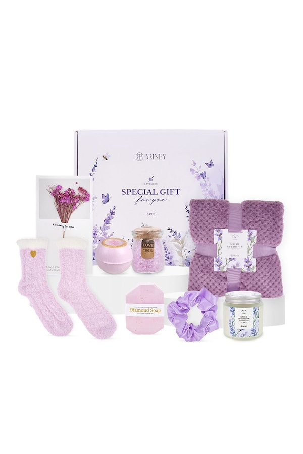 Living and Home Lavender-Scented Spa Bath Gift Set