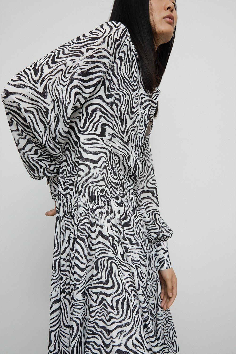 Warehouse Animal Print Midi Shirt Dress Mono image 1