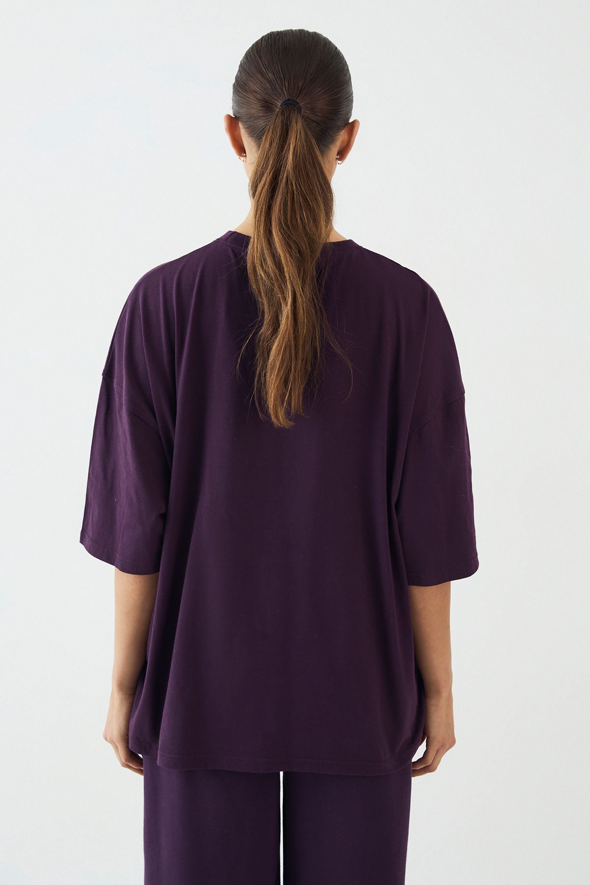 DSGN Studio DSGN Studio Towelling Applique Oversized T-Shirt Aubergine image 2