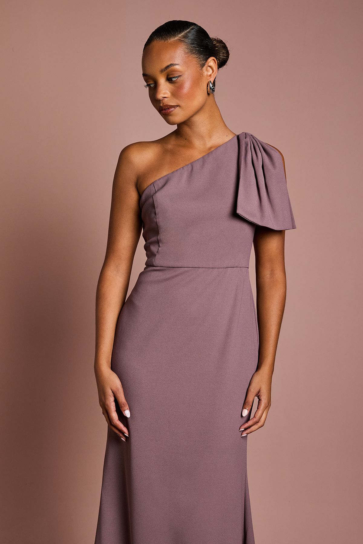 Coast Coast Honoured Petite Bow One Shoulder Maxi Bridesmaid Dress Dusty Mauve image 2