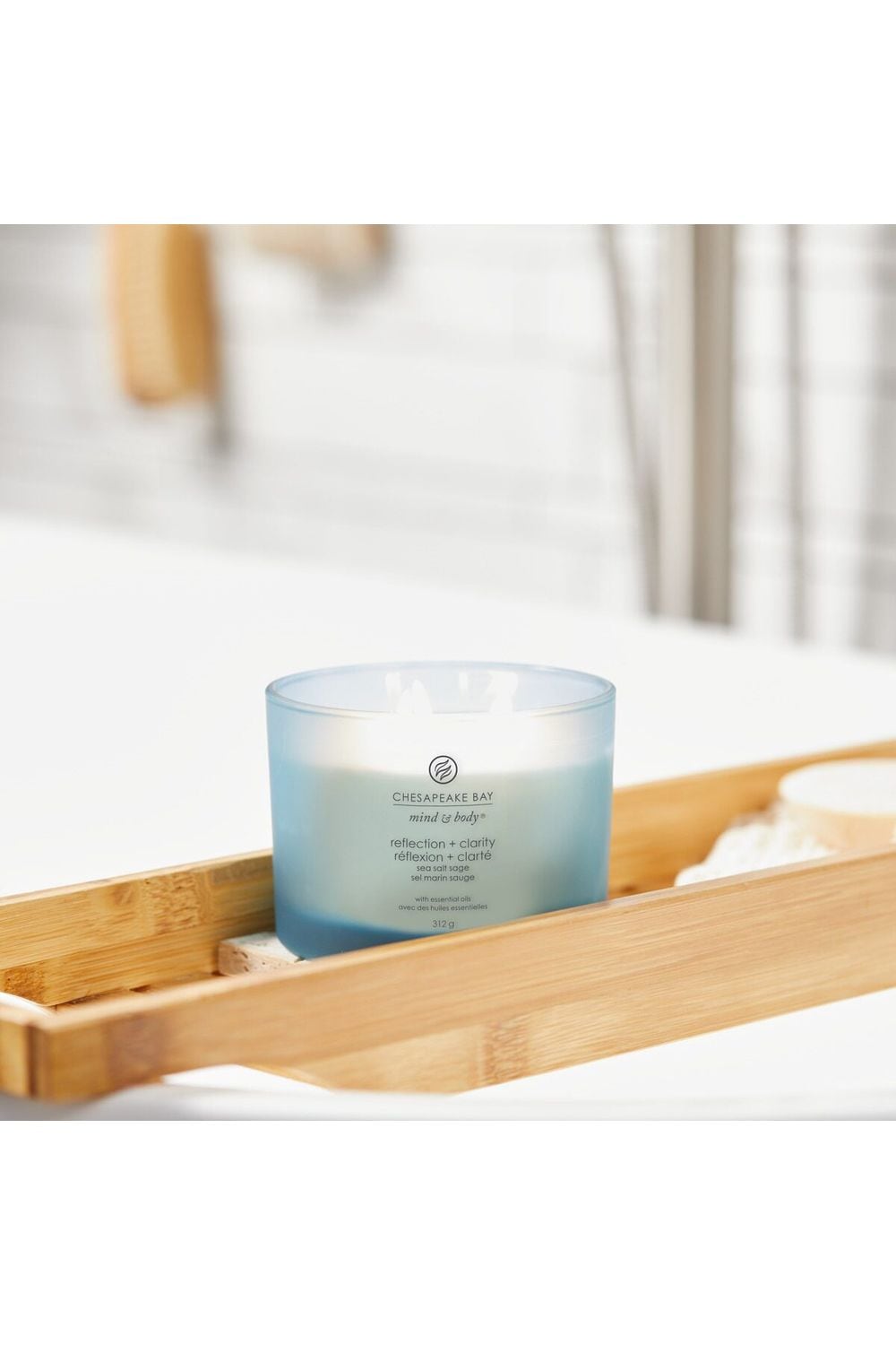 Chesapeake Bay 3-Wick Jar Candle - Reflection & Clarity 312g Blue image 2