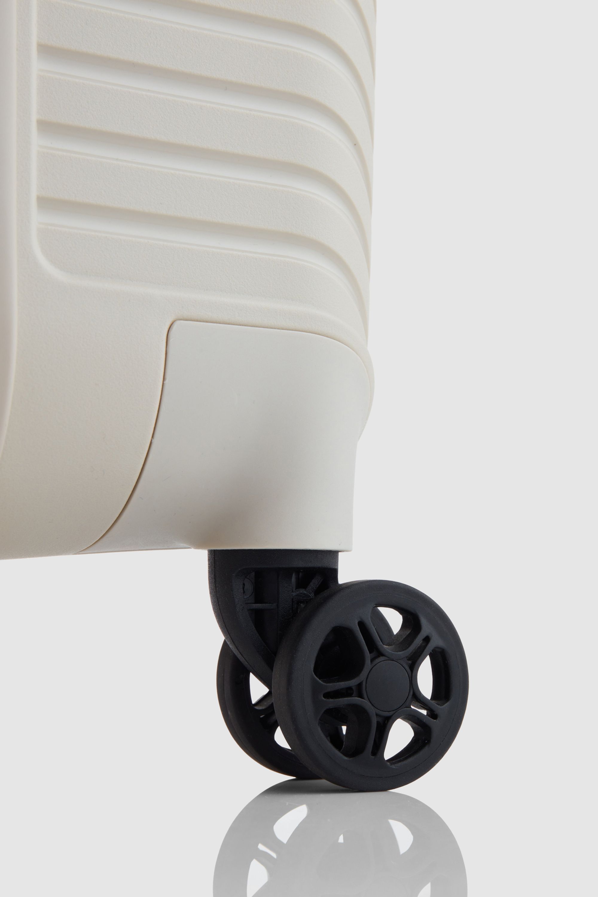 Nere Travel Bondi Cabin Suitcase image 6