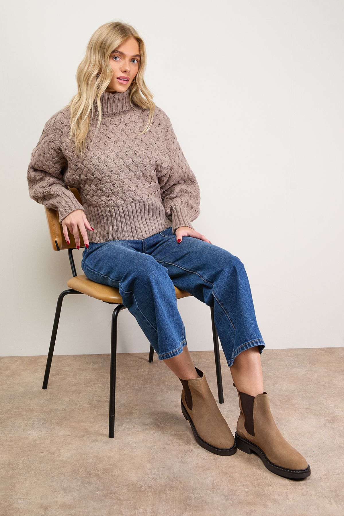 Oasis Betty Real Suede Chunky Chelsea Boots Taupe image 2