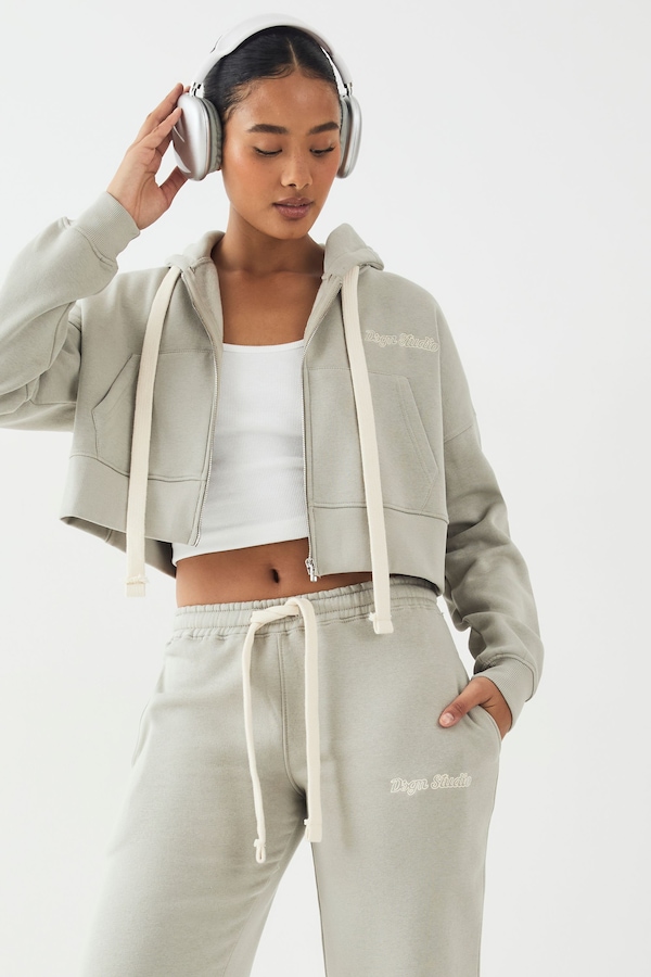 DSGN Studio DSGN Studio Contrast Drawcord Boxy Crop Hoodie Khaki