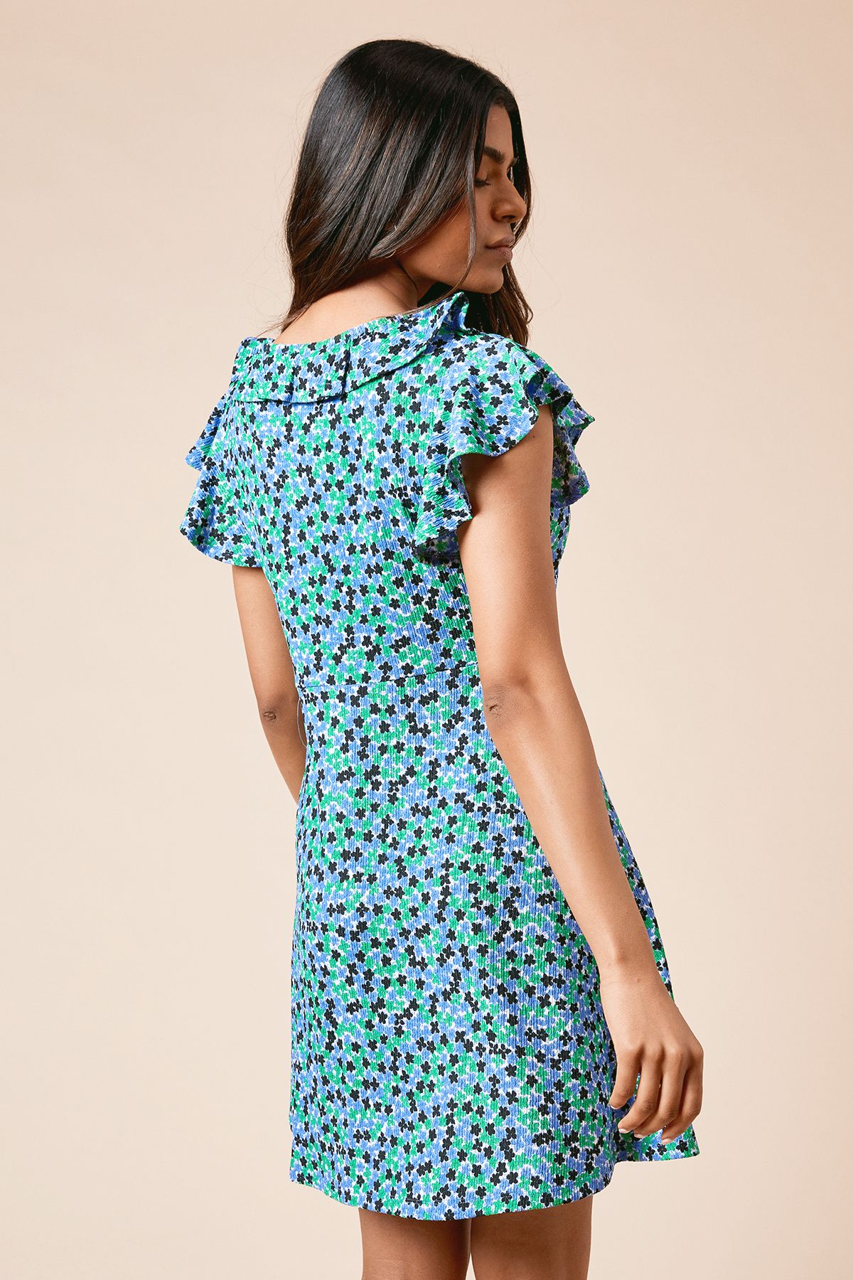 Dorothy Perkins Petite Floral Ruched Front Jersey Mini Dress Floral image 3