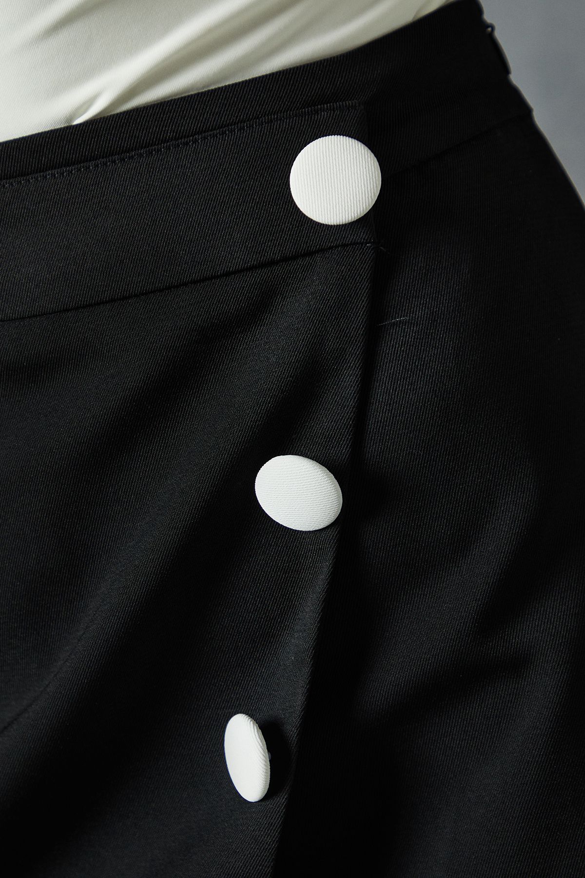 MissPap Tailored Contrast Button Skort Black image 5