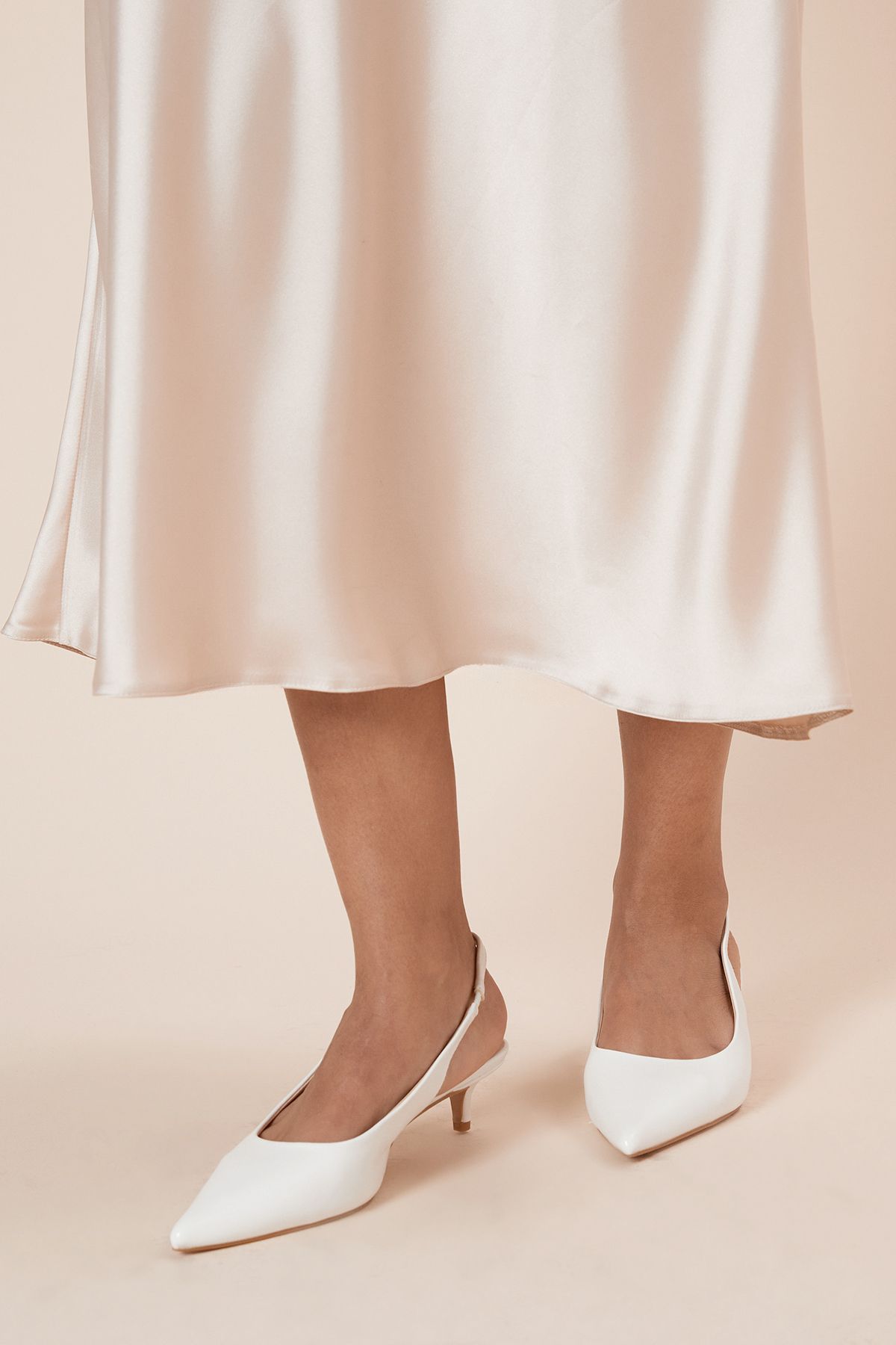 Shoes Dorothy Perkins White Pumps Court Shoe Dorothy Perkins Pumps