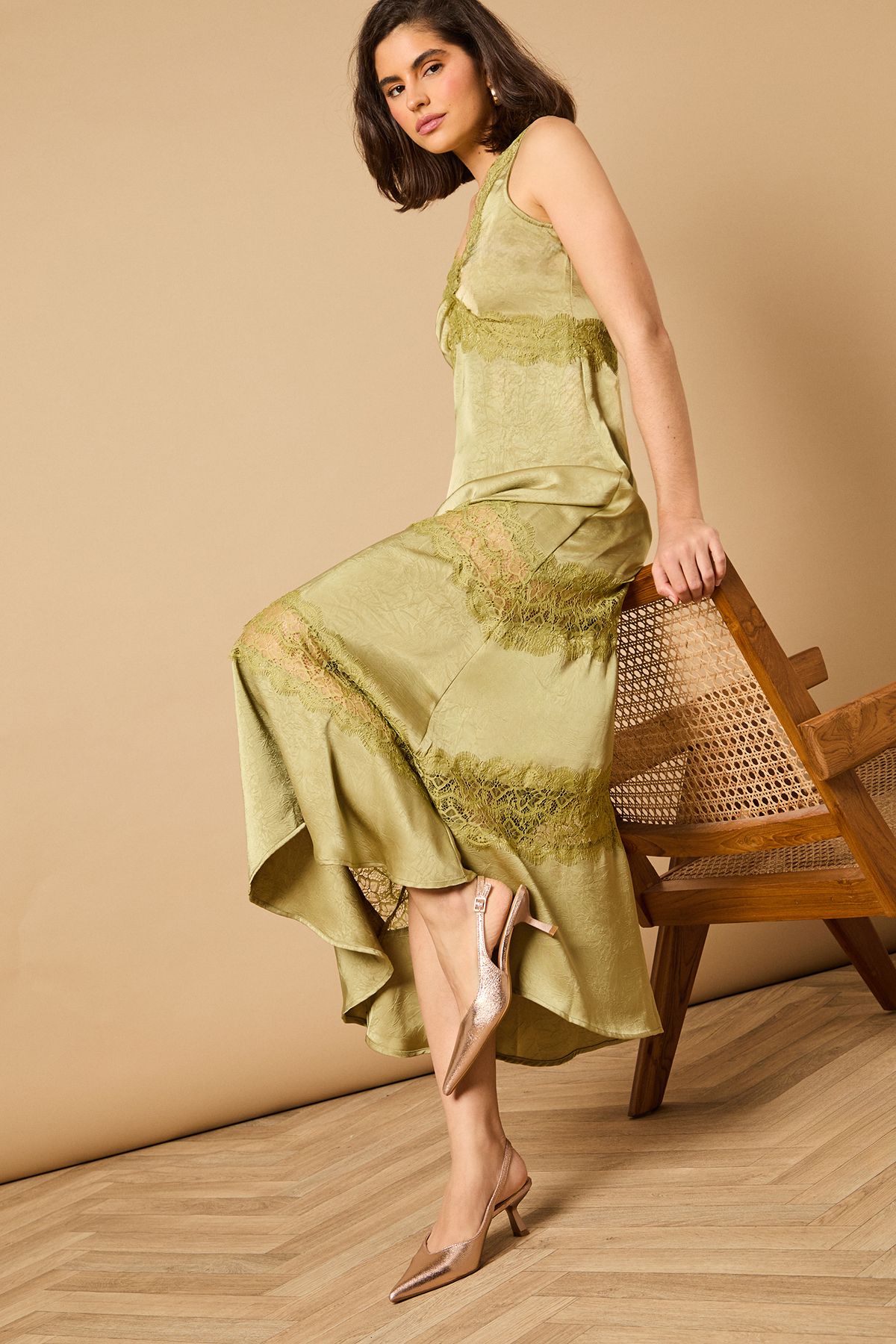 Oasis Dolly Metallic Textured Kitten Heel Slingback Heeled Shoes Rose Gold image 1