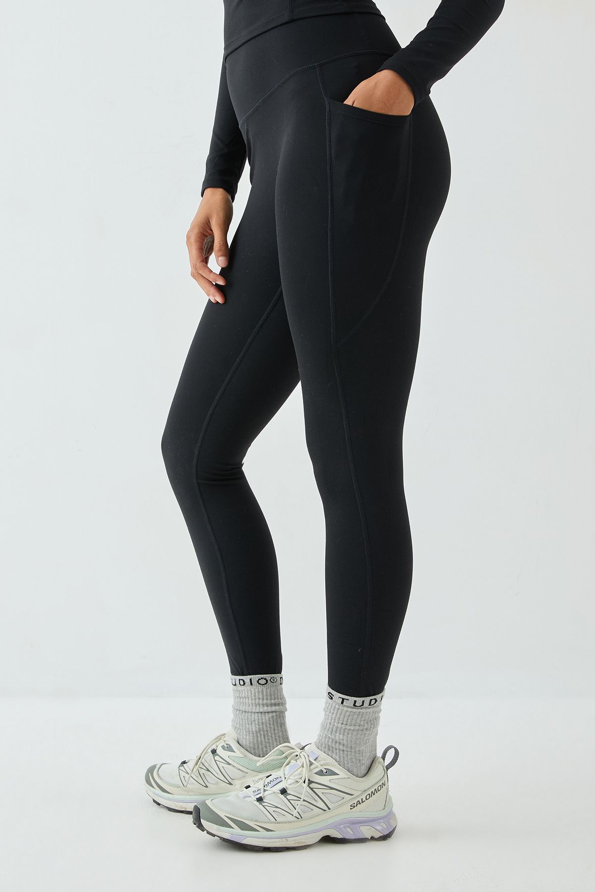 DSGN Studio DSGN Studio Sport High Waist Pocket Detail Sports Legging Black image 3