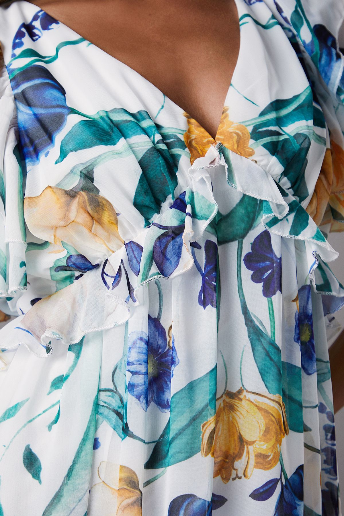 Coast Sleeveless Chiffon Maxi Dress With Pleat Detail And Frill Sleeve White image 5