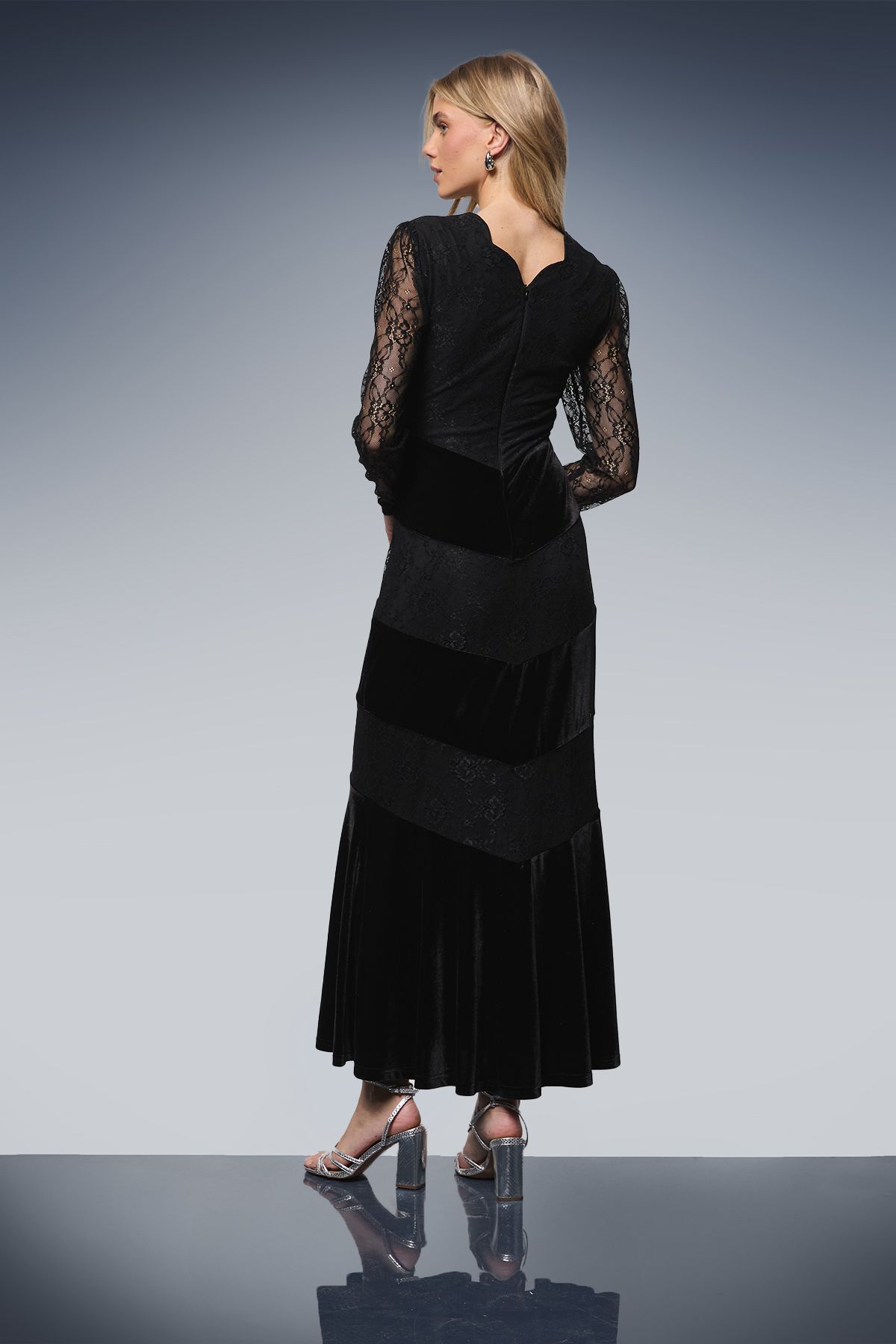 Oasis Velvet Lace Mix V Neck Maxi Dress Black image 3