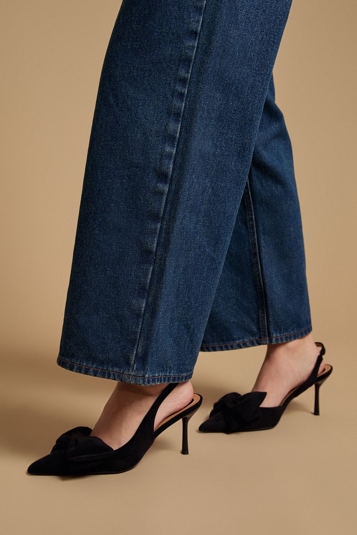 Oasis Rose Faux Suede Bow Detail High Stillo Heeled Slingback Court Shoes Natural Black