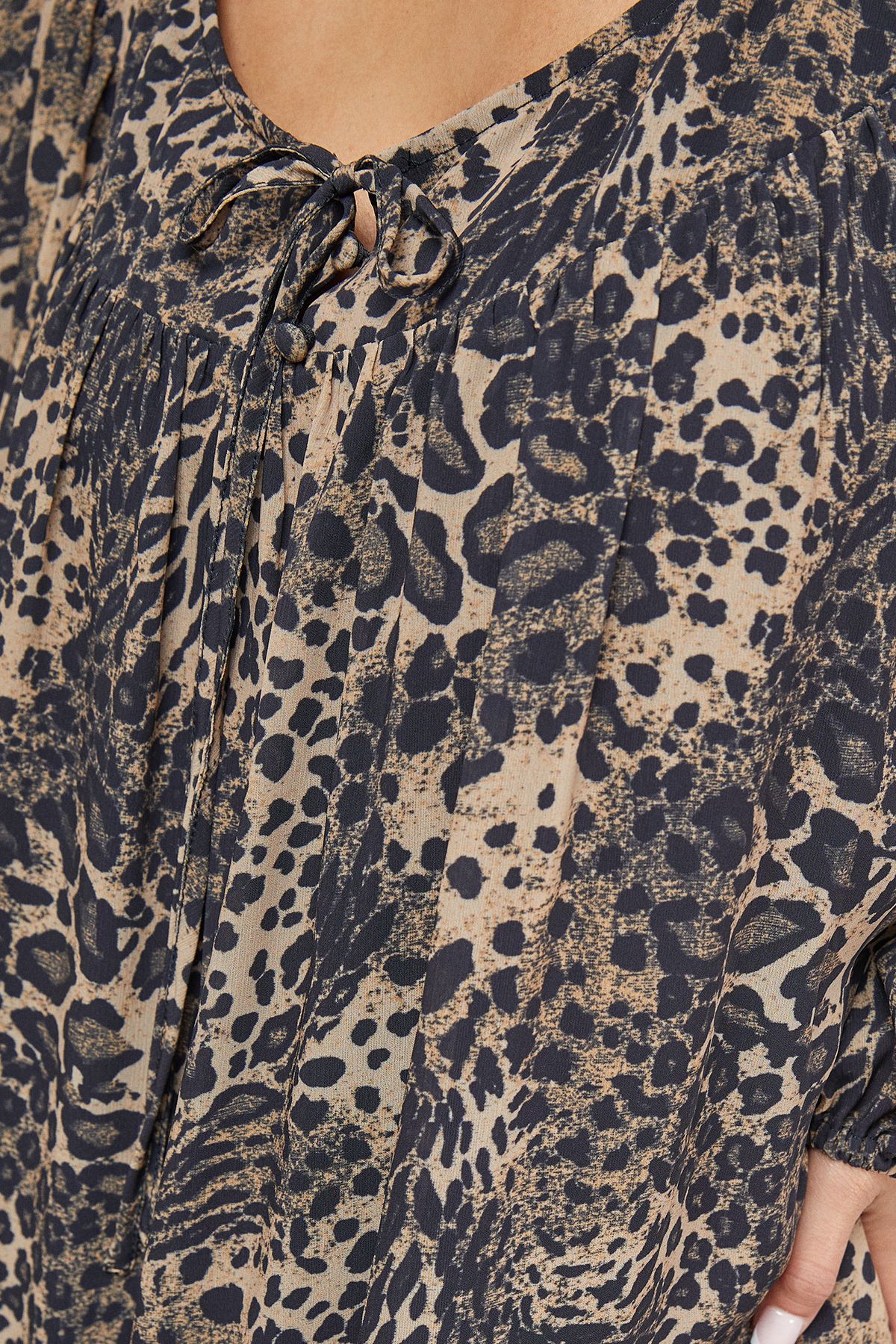 Warehouse Chiffon Tie Front Volume Midi Smock Dress Leopard image 5