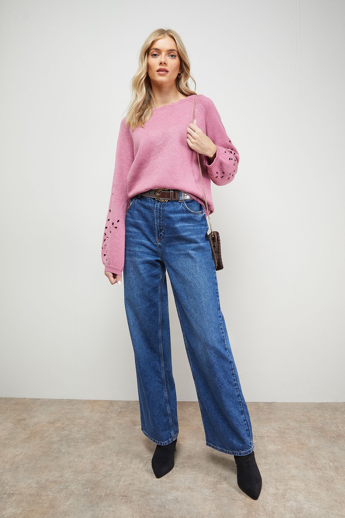 Oasis Leaf Detail Knitted Jumper Washed Pink image 4