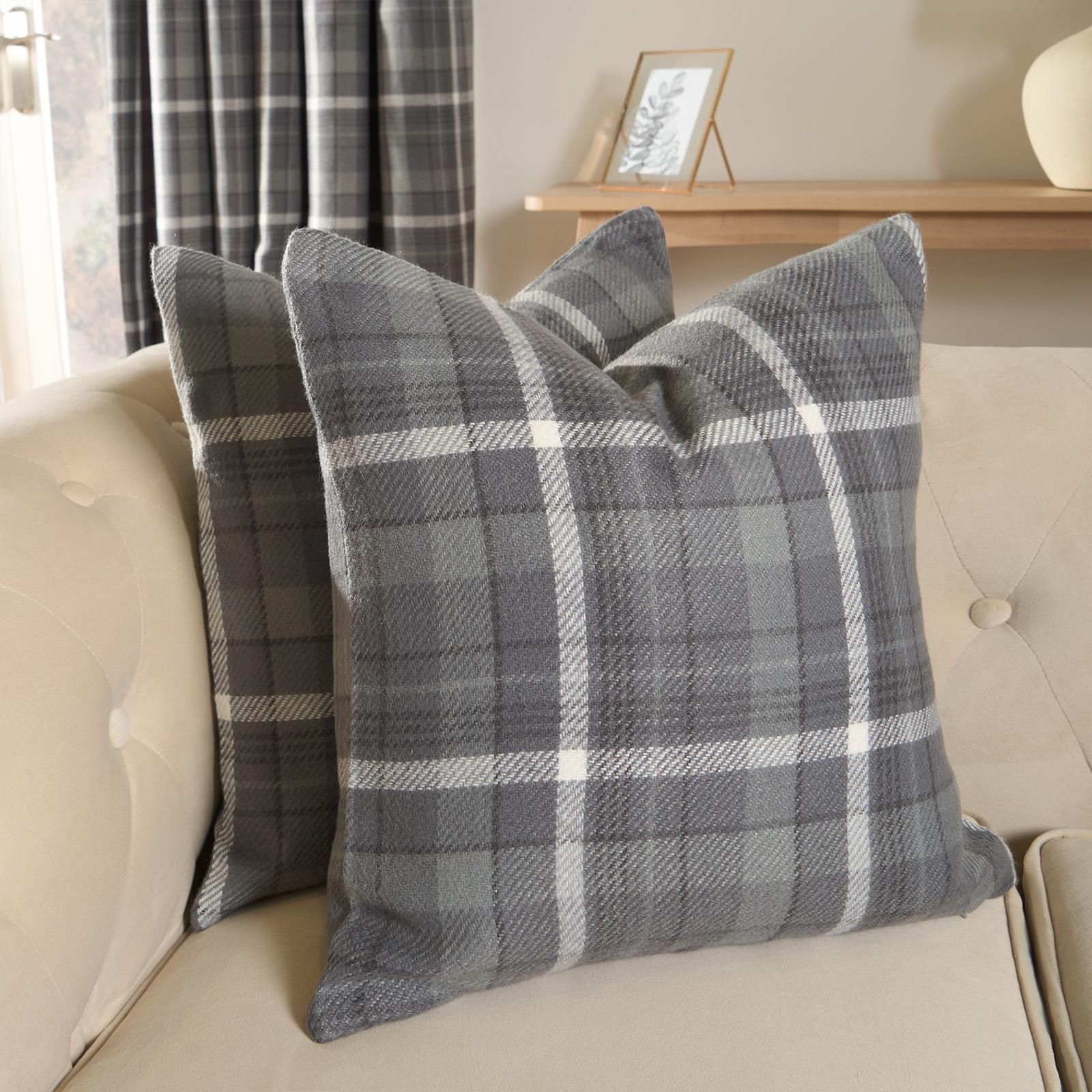 OHS Woven Check Cushion Covers Tartan Pack of 4 Filled Case Pad Set image 3