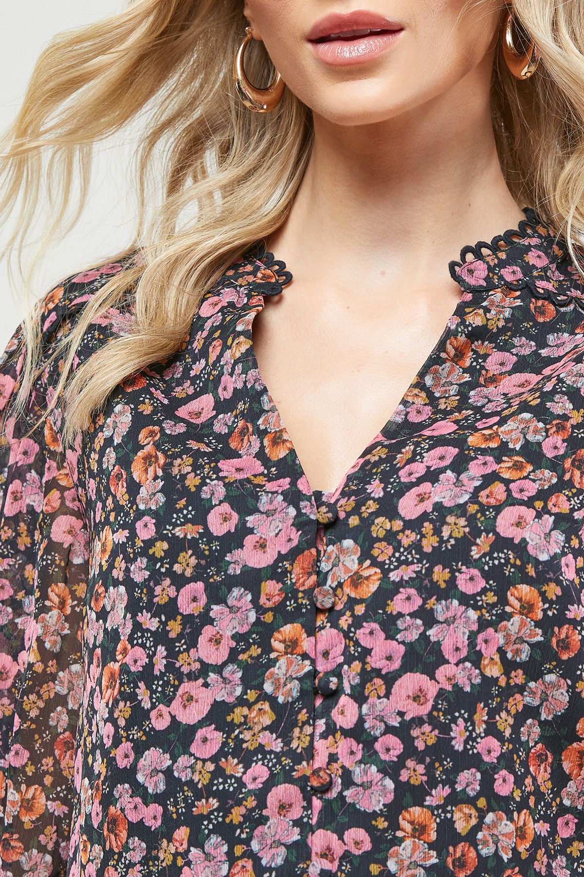 Oasis Printed Chiffon Button Through Blouse Floral image 5