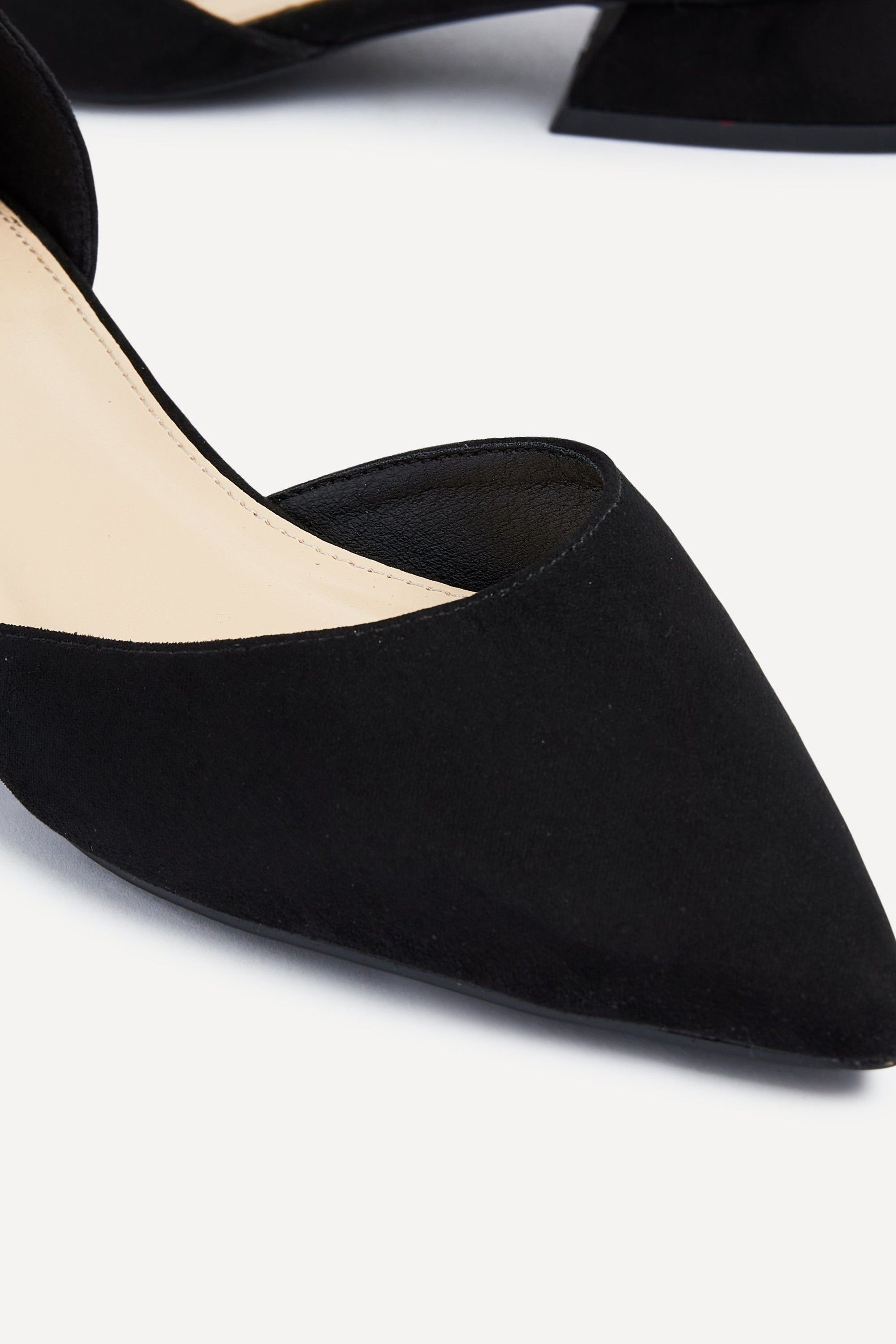 Linzi Dahlia Black Faux Suede Low Block Court Heel image 4