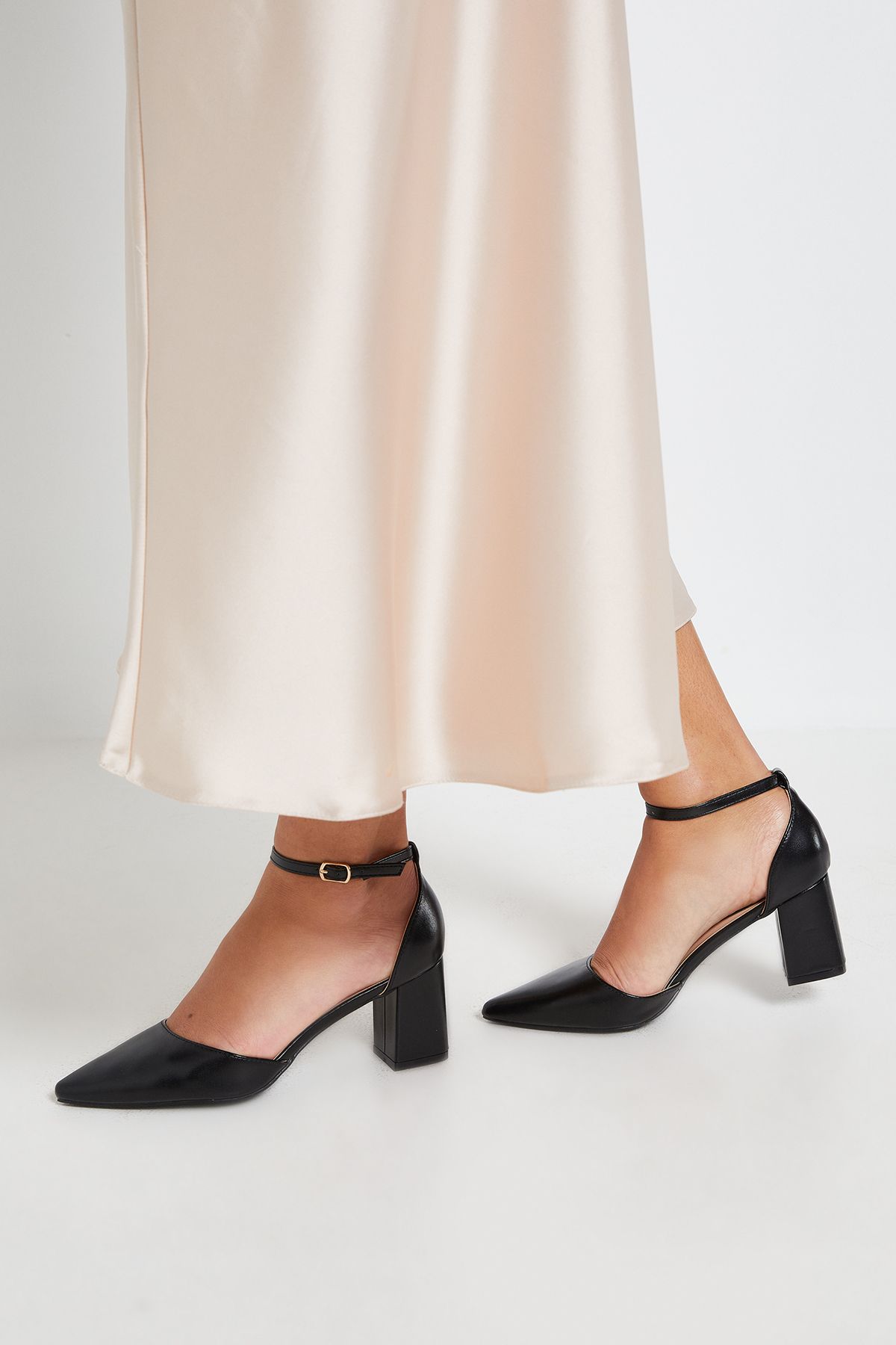 Dorothy Perkins Blanchette Faux Leather Medium Heel Court Shoes Black image 1