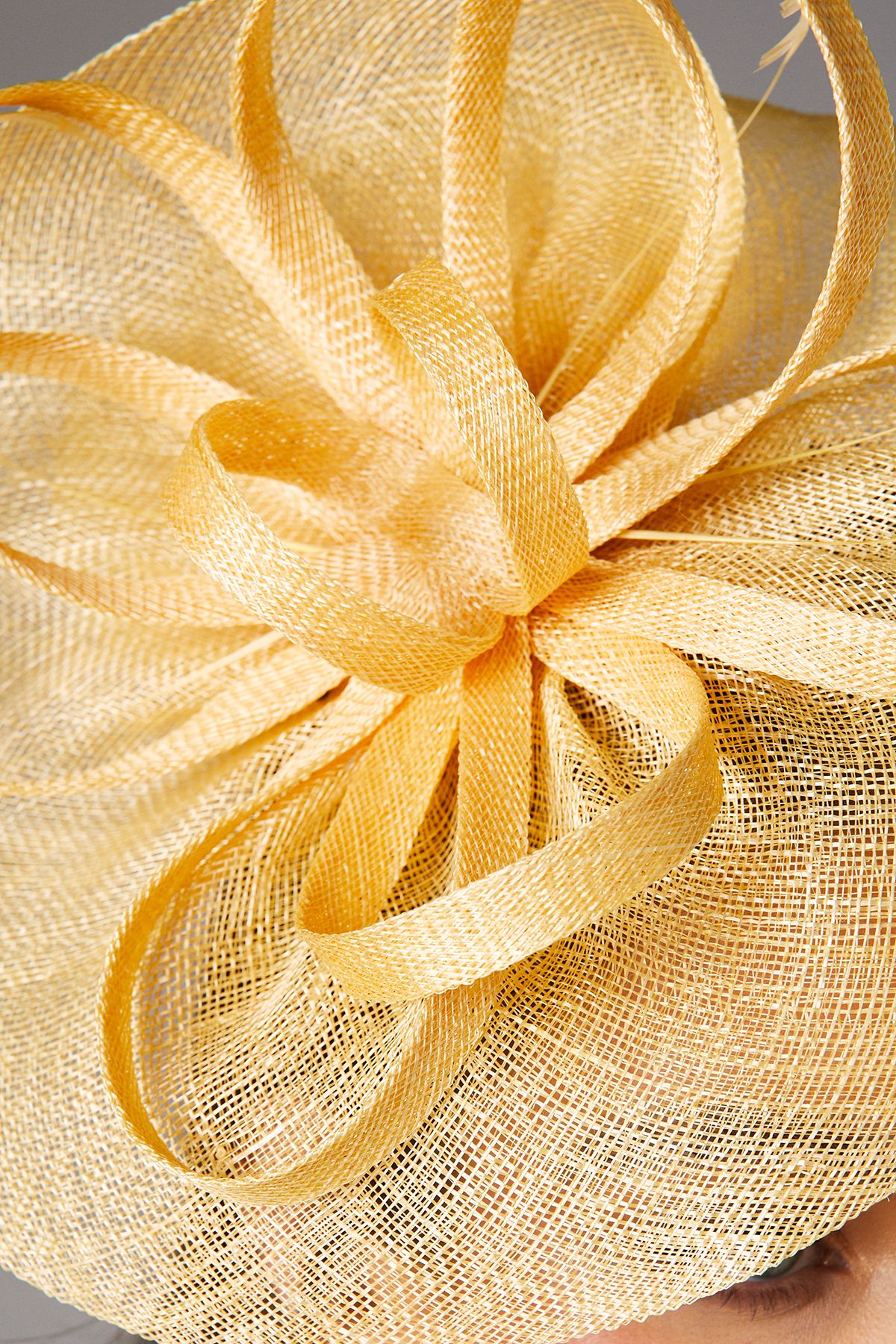 Coast Loop And Feather Upturn Disc Fascinator Lemon image 2