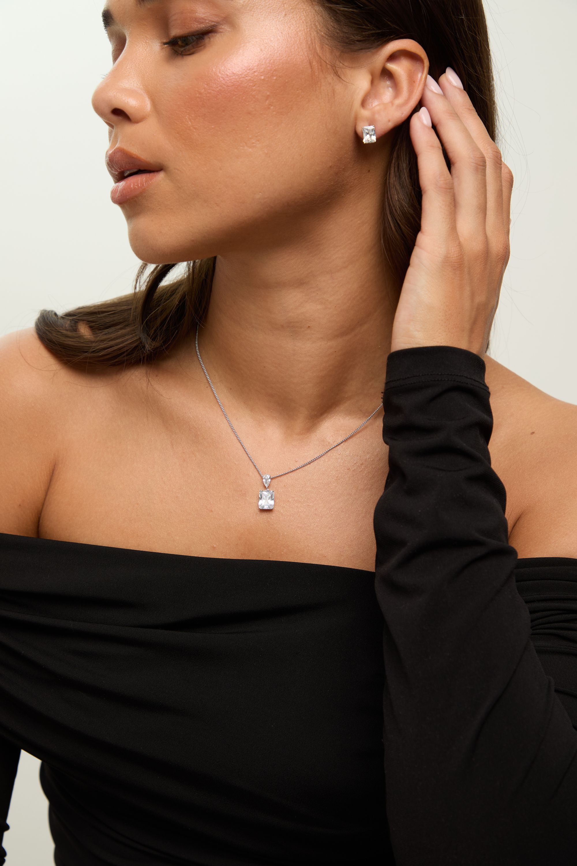 Jon Richard Rhodium Plated Crystal Open Stone Pendant Set - Gift Box image 3