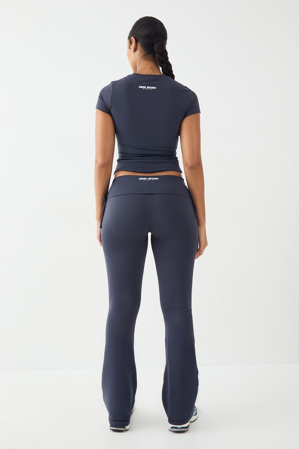 DSGN Studio DSGN Studio Ultra Sculpt Ruched Side Flared Legging Midnight image 2