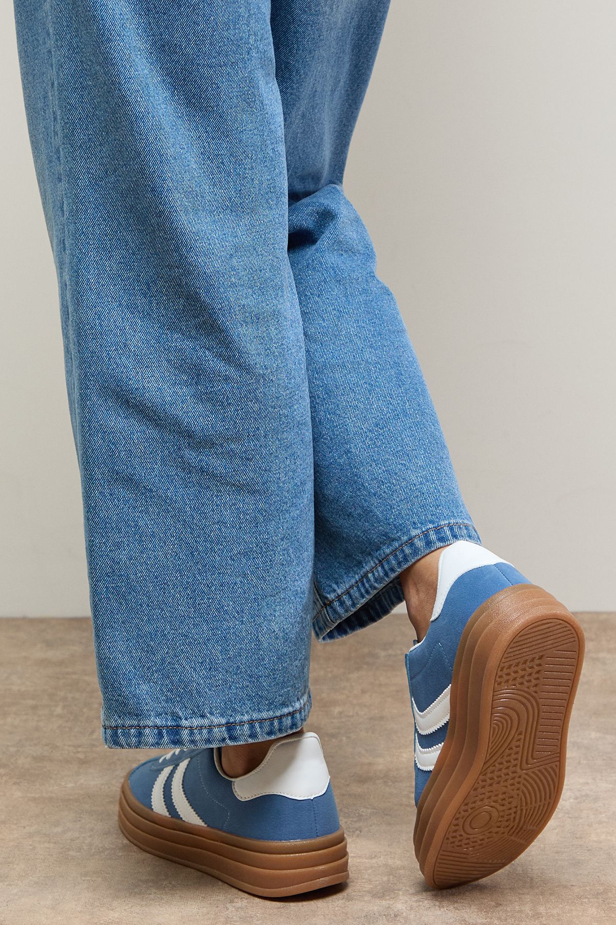 Oasis Lorina Faux Suede Lace Up Platform Trainers Blue image 4