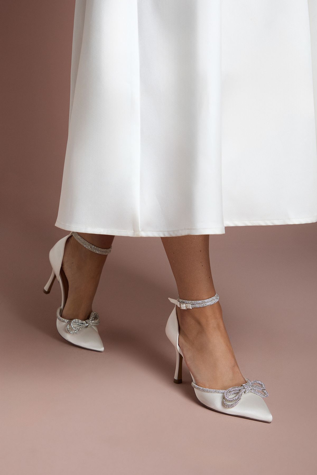 Coast Bridal Krissy Satin Diamante Bow High Stiletto Heel Court Shoes White image 3