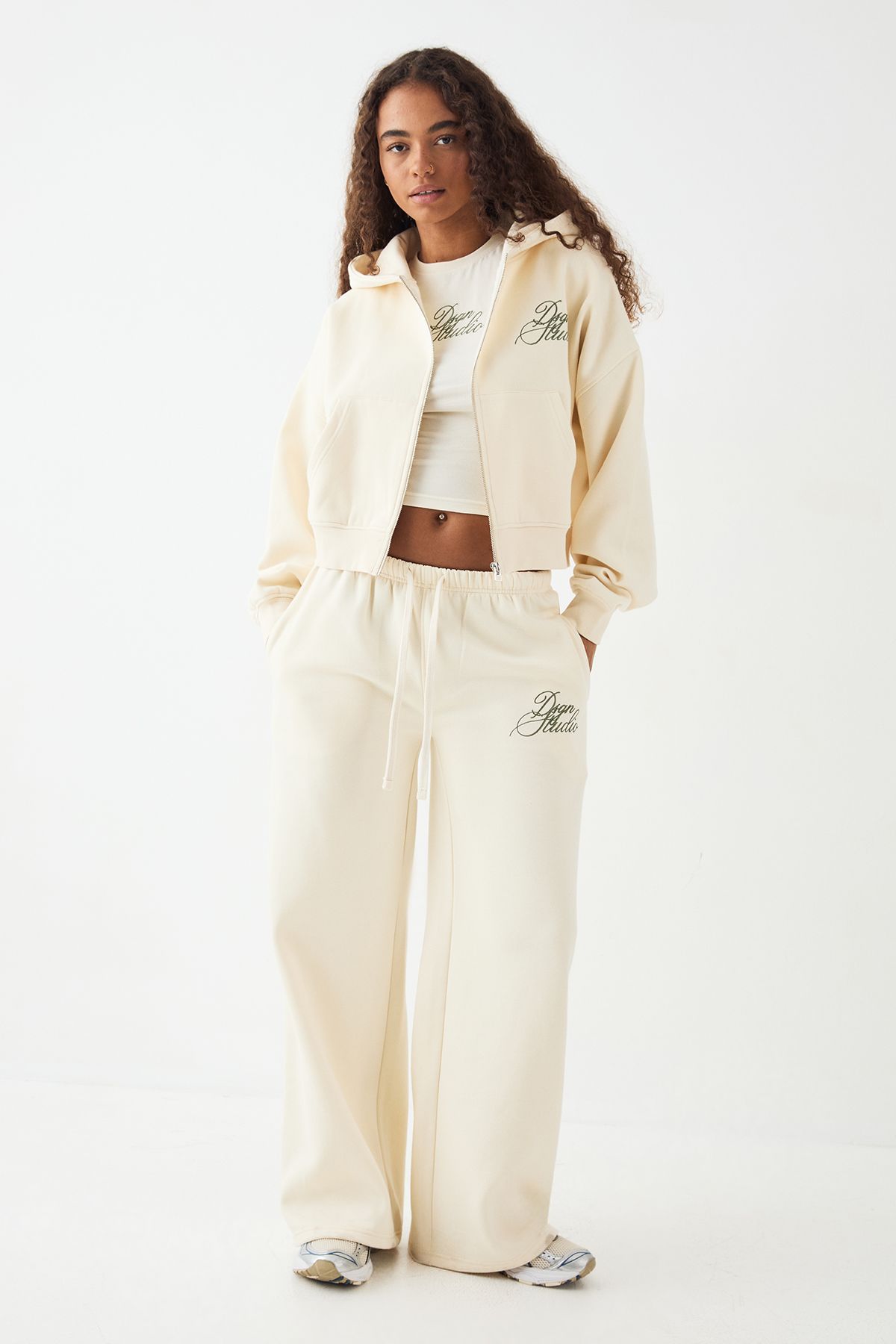 DSGN Studio DSGN Studio Script Boxy Zip Through Hoodie Cream image 3