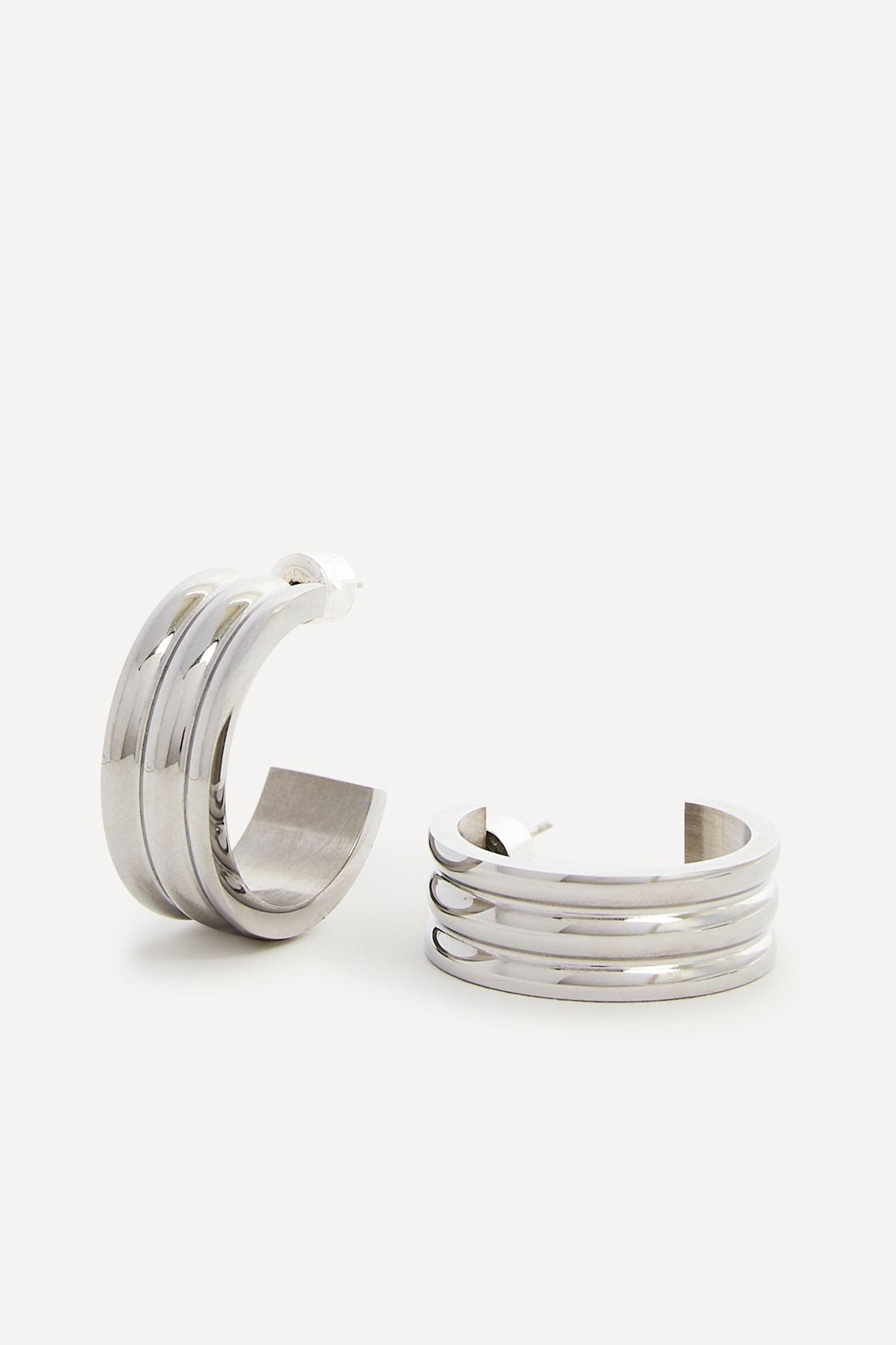 Linzi Spirit Large Silver Ridge Hoop Earrings image 3
