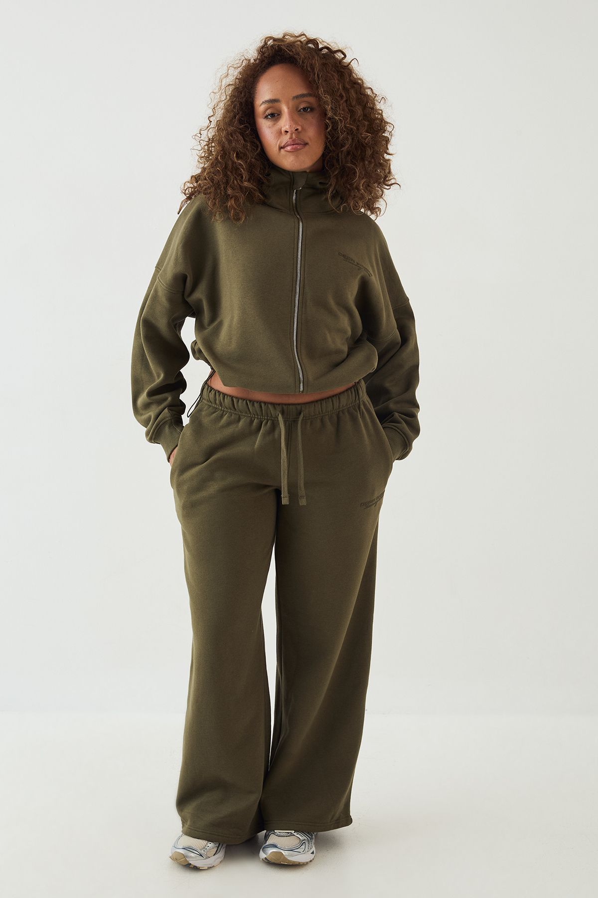 DSGN Studio DSGN Studio Sport Training Club Toggle Hem Funnel Neck Hoodie Green image 5