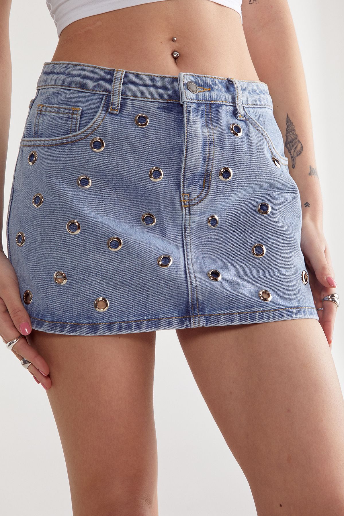 NastyGal Eyelet Detail Denim Skirt Light Wash image 2