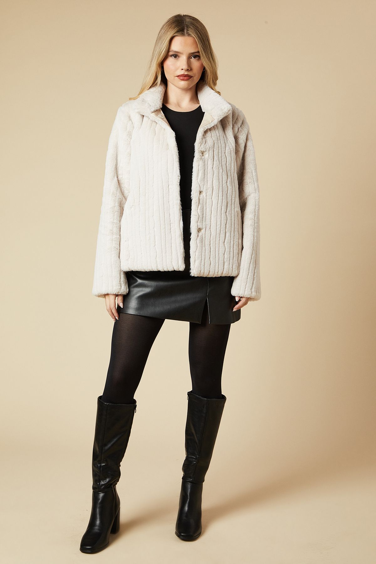 Dorothy Perkins Short Faux Fur Coat Neutral image 2