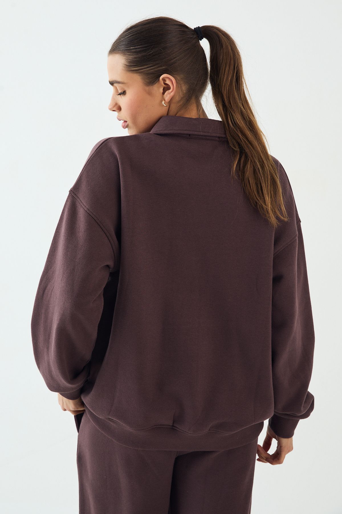 DSGN Studio DSGN Studio Towelling Applique Collared Rugby Sweatshirt Chocolate image 2