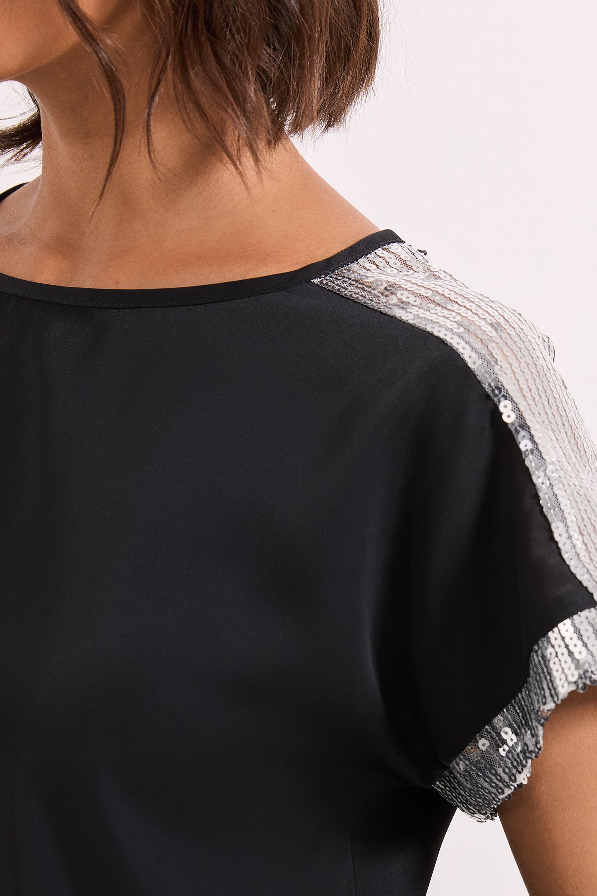 Dorothy Perkins Short Sleeve T-Shirt Sequin Blouse Black image 5