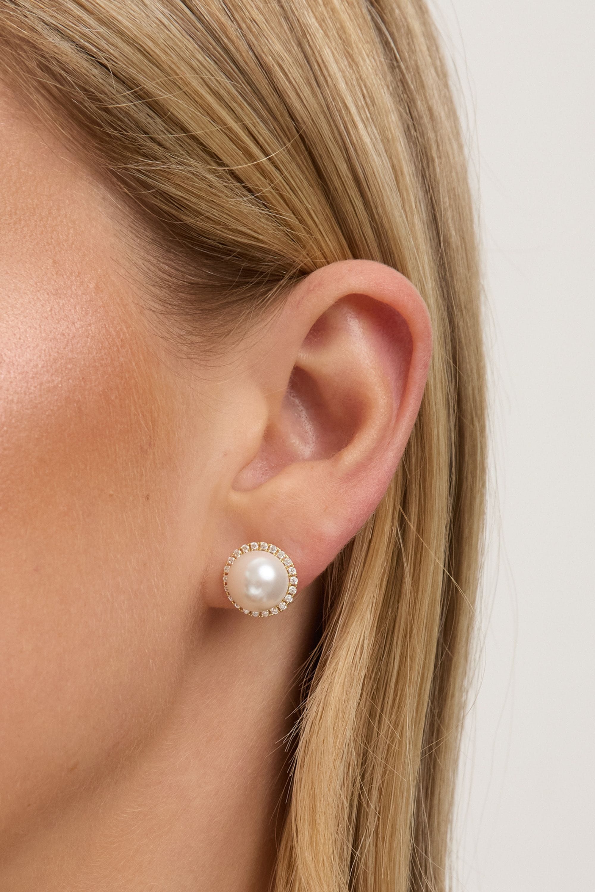 Jon Richard Gold Plated Cubic Zirconia and Pearl Stud Earrings image 2